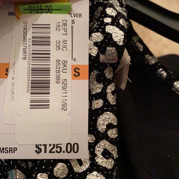 Black and silver dress. - Picture 4 of 8